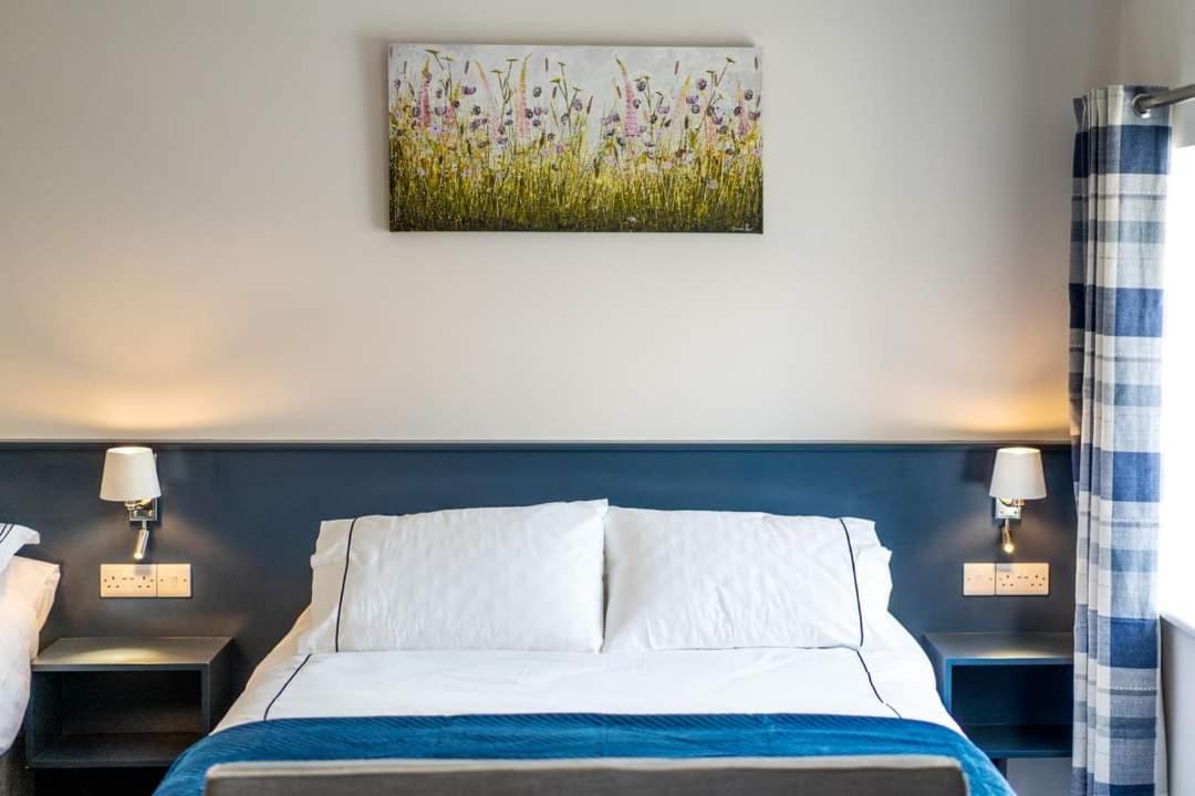 Bridge Inn Studio Apartments Donegal Town ภายนอก รูปภาพ